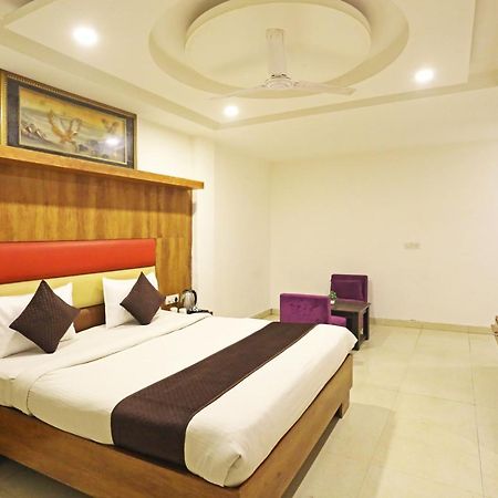 Hotel Sm Suits Near Delhi Airport-Unit By Grand Urban Luxury Nuova Delhi Esterno foto