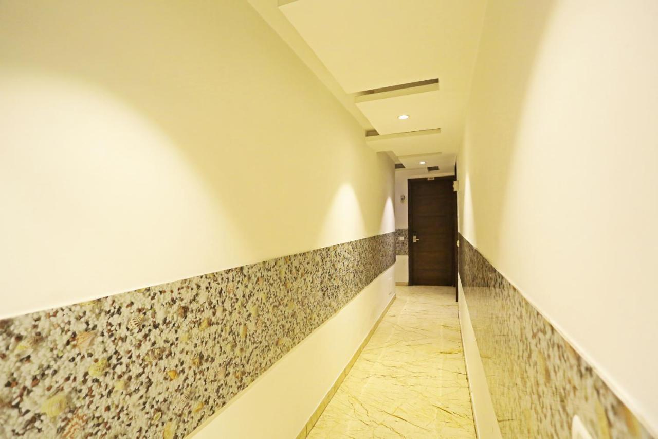 Hotel Sm Suits Near Delhi Airport-Unit By Grand Urban Luxury Nuova Delhi Esterno foto