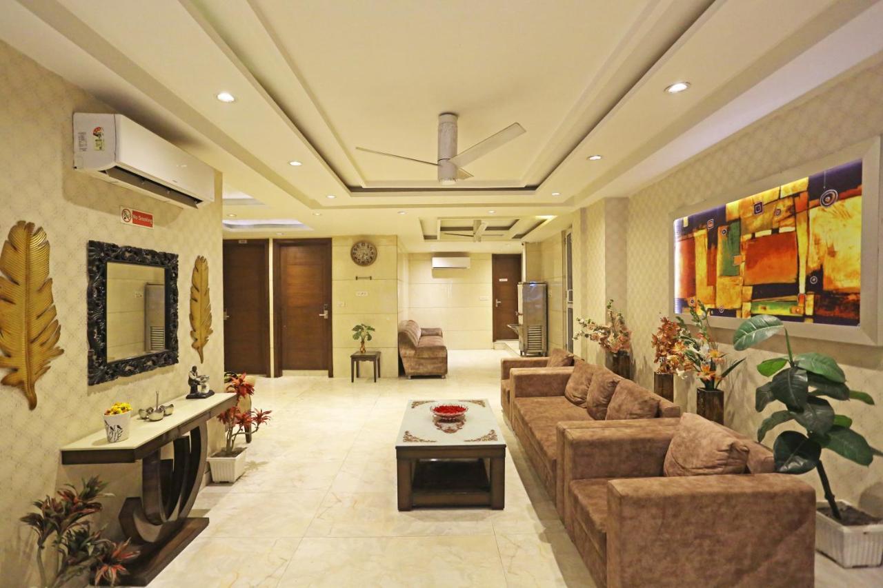 Hotel Sm Suits Near Delhi Airport-Unit By Grand Urban Luxury Nuova Delhi Esterno foto