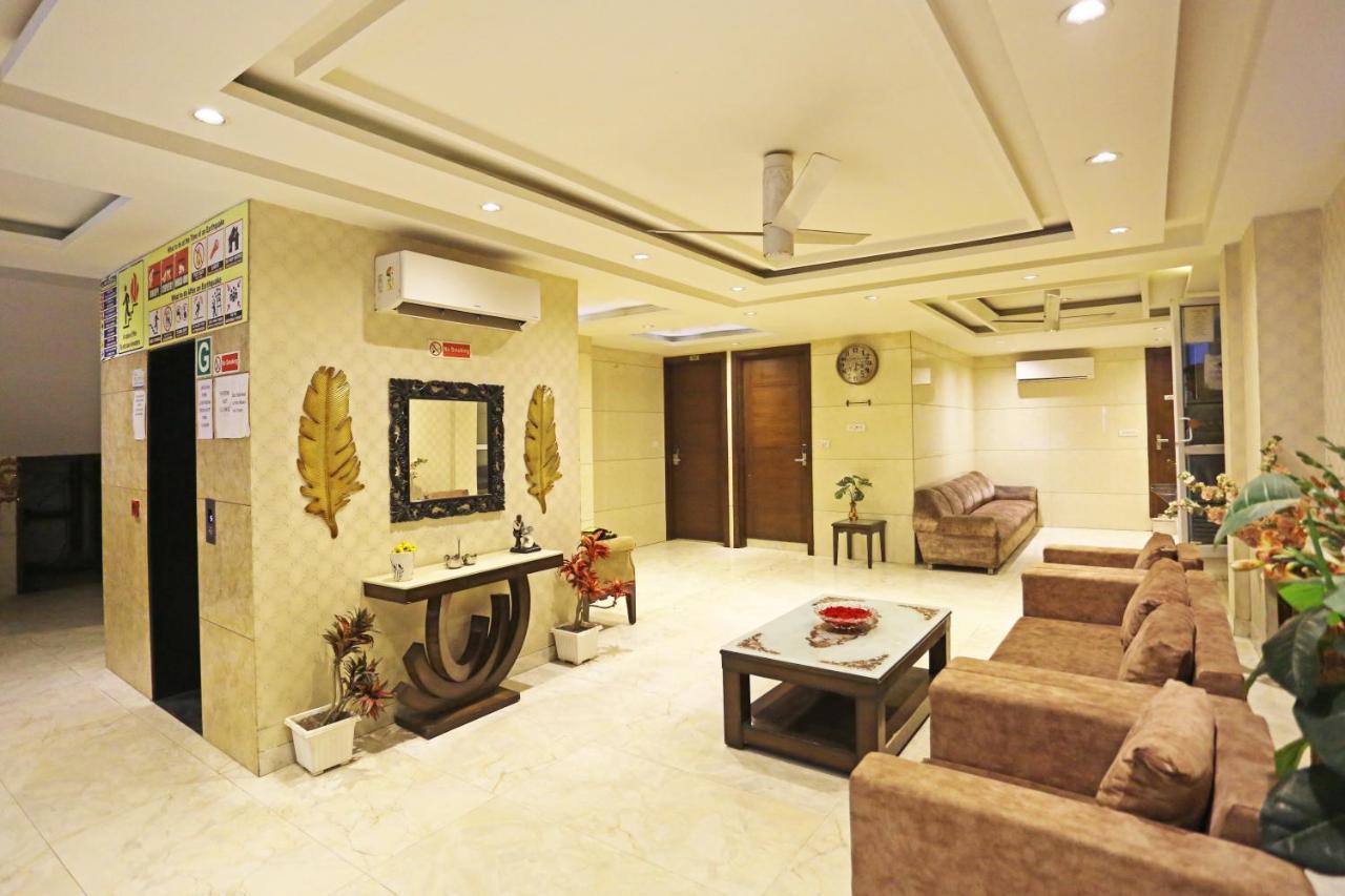Hotel Sm Suits Near Delhi Airport-Unit By Grand Urban Luxury Nuova Delhi Esterno foto
